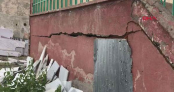 Bingöl'deki Deprem Anı Kamerada!