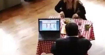 Küfürbaz Metin Yine Şakalandı (+18)