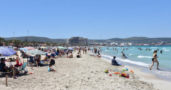 Kurban Bayramı Tatili Öncesi Çeşme’ye Yerli ve Yabancı Turistler Akın Etti