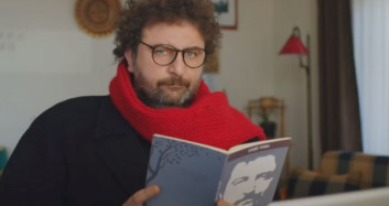 Lütfü İlhan Perisini Eve Almıyor