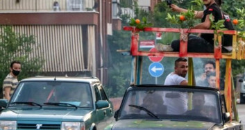 Arabada Mangal Yapan Gençlerin Cezası Belli Oldu