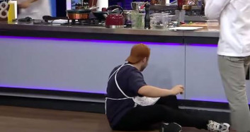 MasterChef Yarışmacısı Berker Yere Kapaklandı