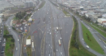 Meşhur Cuma Trafiğinden Eser Yok