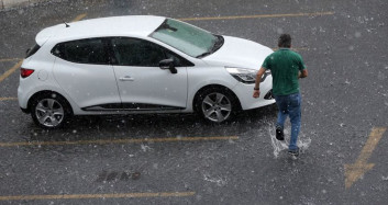 Meteoroloji Genel Müdürlüğü Uyardı!  İstanbul İçin Bölge Bölge Dolu Uyarısı