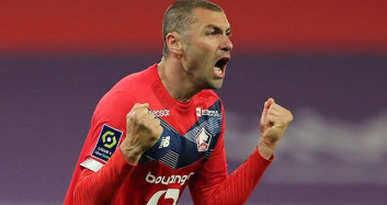 Milli Futbolcu Burak Yılmaz Şampiyonluk Kutlamalarına Alınmadı