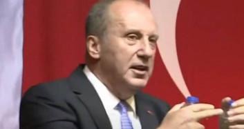 Muharrem İnce'den Bölücü Diyenlere Pet Şişeli Yanıt