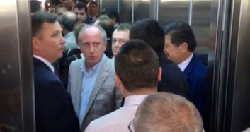 Muharrem İnce Asansör Krizi