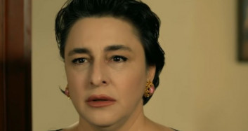 Müjgan'ı Mukaddes Kurtarıyor