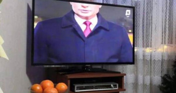 Rus Lider Putin'in Yayın Sırasında Kafası Kesildi
