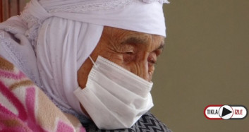 Türkiye'nin En Yaşlı Annesi Emine Nineye Sürpriz Ziyaret
