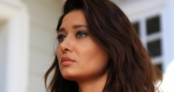 Nurgül Yeşilçay Eğlenceli Paylaşımıyla Dikkat Çekti