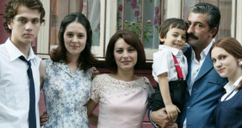 Öyle Bir Geçer Zaman Ki Yeniden Kanal D'de