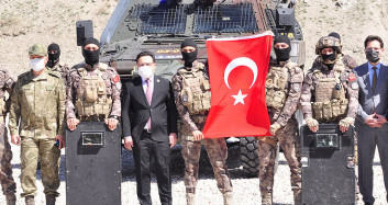 Özel Harekat Polislerinin Eğitim Faaliyetleri Nefes Kesti