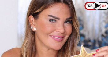 Özlem Yıldız Keyifli Halleriyle Dikkat Çekti