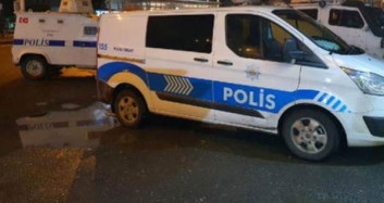 Diyarbakır'da Minibüs Alt Geçide Uçtu!