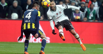 Trivela nedir, Nasıl Atılır? İşte Beşiktaş’ın Portekizli Yıldızı Quaresma’dan Trivela Dersi 