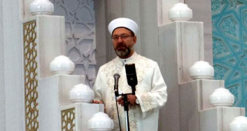 Ankara'da Sosyal Mesafeli Bayram Namazı
