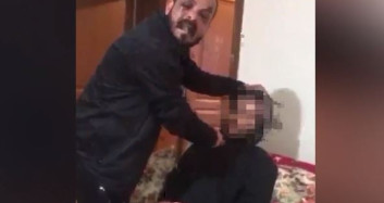 Rehin Aldığı Eski Sevgilisinin Arkadaşına Zorla Video Çektirdi!