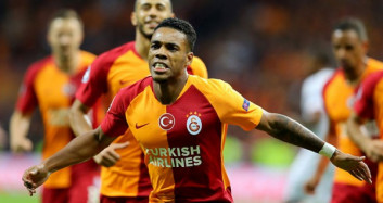 Garry Rodrigues, İlk Maçında Oyuna Giremeden Kırmızı Kart Gördü!