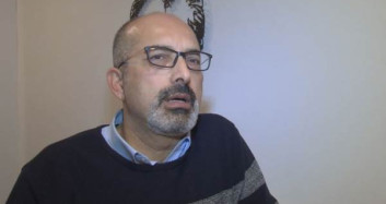 Röportaj Esnasında Depreme Yakalandı! O Anlar Kamerada