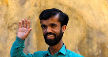 Pakistanlı Tyrion Lannister Görenlerde Şaşkınlık Yaratıyor
