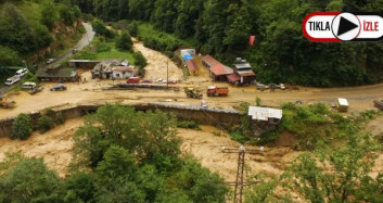 Rize'deki Sağanak Hayatı Felç Etti