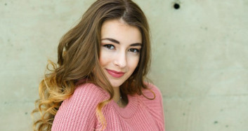Dünyaca Ünlü Modele Ahlaksız Teklif!