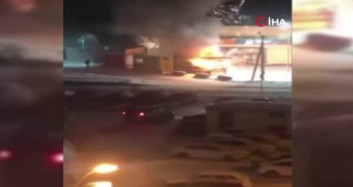 Rusya'da Havai Fişek Dükkanını Ateşe Verdiler!