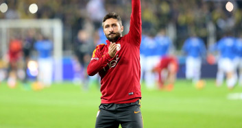 Sabri Sarıoğlu Galatasaray'da Yaşadığı Kırgınlığı Anlattı!