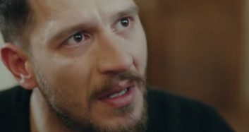 Sefirin Kızı Uraz Kaygılaroğl'nun Yıldızını Parlatıyor