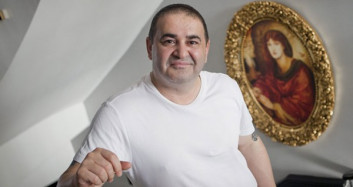Şafak Sezer’den Eğlenceli Paylaşım