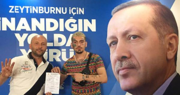 Dövmeli Gencin Artık Siyasi Görüşü de Var!