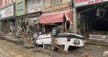 Sel Sularına Kapıldı Dehşeti Yaşadı