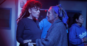 Avlu Yeni Bölüm İlk Sahne - 33. Bölüm