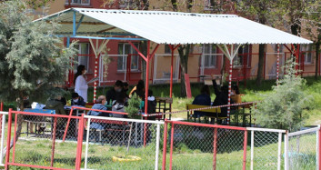 Şırnak’ta Öğrenciler Açık Havada Eğitimin Tadını Çıkarıyor