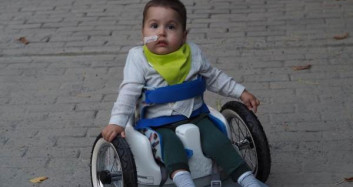 SMA Hastası Mert'in Tedavi İçin Desteğe İhtiyacı Var