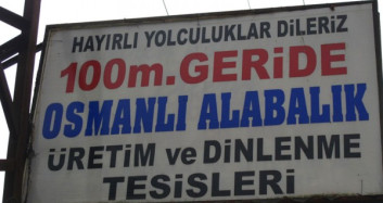 Görenleri Gülme Krizine Sokan Dükkan Tabelaları!