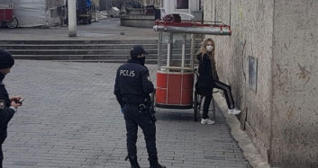 Taksim İlkyardım Hastanesi'ndeki Karantinadan Kaçan Kadın Yakalandı