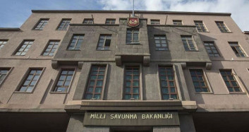 Teröre 'Şimşek-Yıldırım' Darbesi: Çok Sayıda Silah Ve Mühimmat Ele Geçirildi