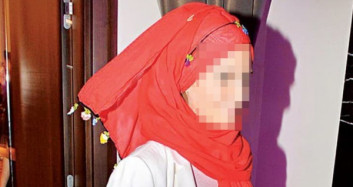 Ünlü Oyuncu Tesettüre Girdi