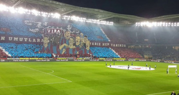 Trabzonspor Tribünlerinden Başakşehir Maçında Müthiş Kareografi!