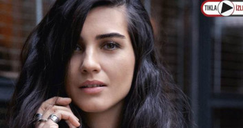 Tuba Büyüküstün Yaptığı Resmi Takipçileriyle Paylaştı
