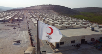 Türk Kızılay'ından İdlib'e 750 Briket Ev!
