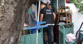 Uyuşturucu Operasyonunda Polis 74 Yaşında Solunum Cihazına Bağlı Birisini Buldu