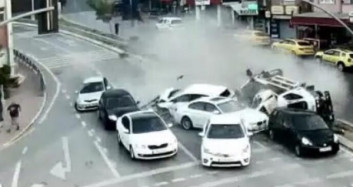Freni Patlayan Vinç 4 Otomobili Böyle Biçti! 