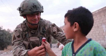 Tel Halaf'ta Mehmetçik'ten Şefkat Eli