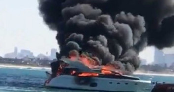 Dubai'de Yat Alevler İçinde Kaldı