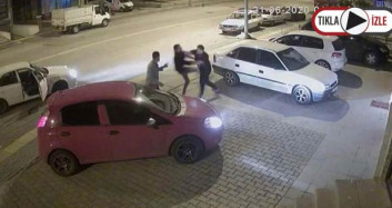 Kendini Korumak İsterken 3 Kişiyi 30 Saniyede Yere Yığdı