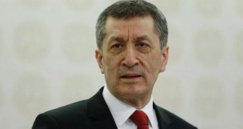 Ziya Selçuk'tan İstifa Sonrası İlk Paylaşım!