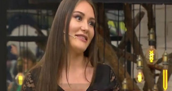 Zuhal Topal'da Görülmemiş Olay!